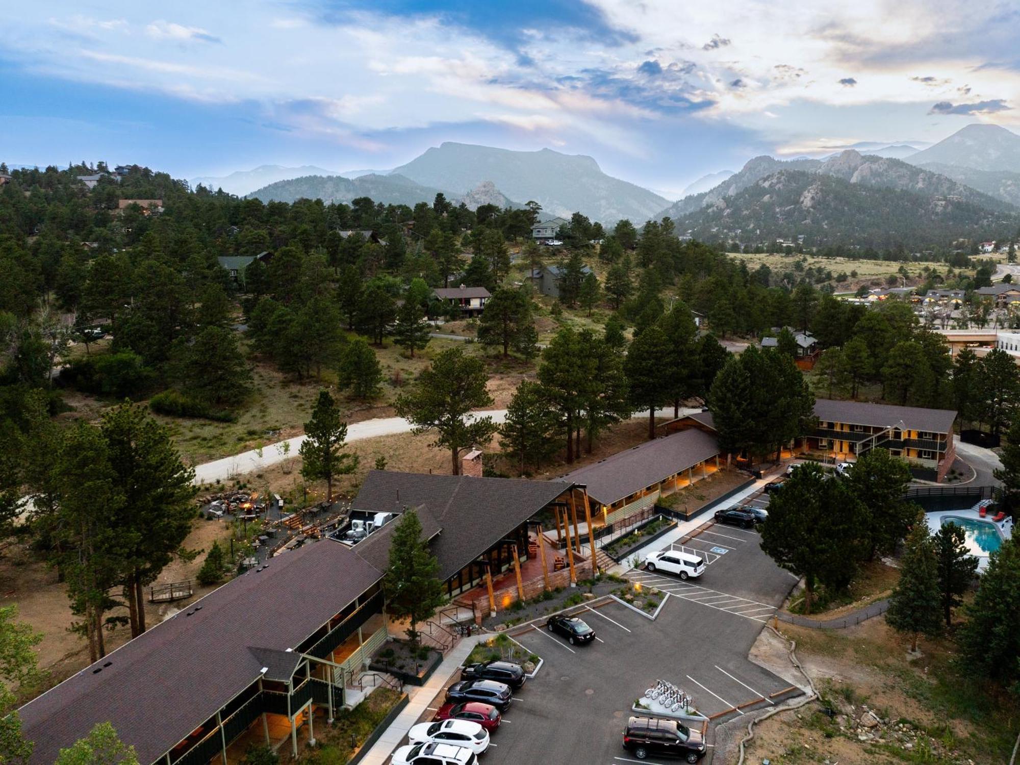 Trailborn Rocky Mountains Otel Estes Park Dış mekan fotoğraf